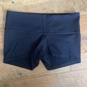 Lulu short